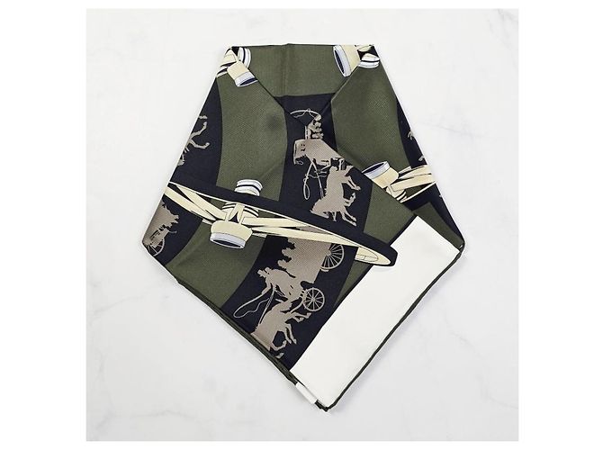 Hermès Foulard in seta per donne Carré Nero - vista 5
