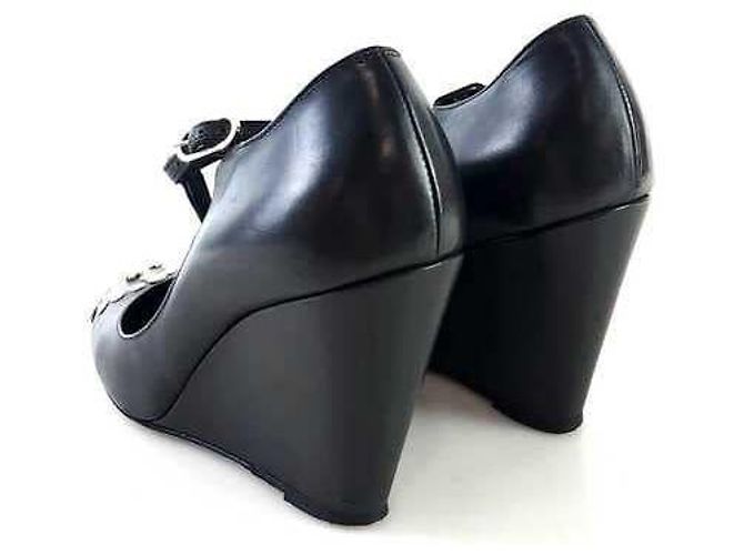 Chanel Scarpe con tacco a zeppa borchiate CC - vista 3