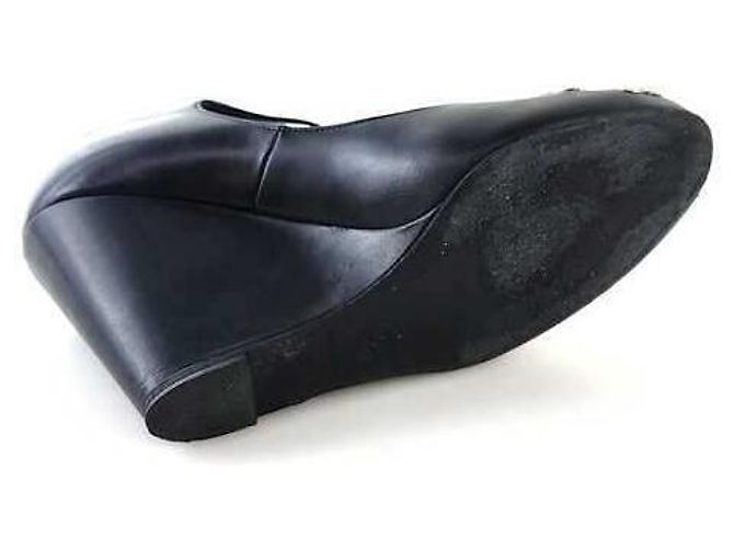 Chanel Scarpe con tacco a zeppa borchiate CC - vista 6