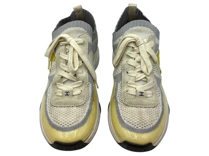 Chanel Sneakers in maglia per donne Bianco - vista 3