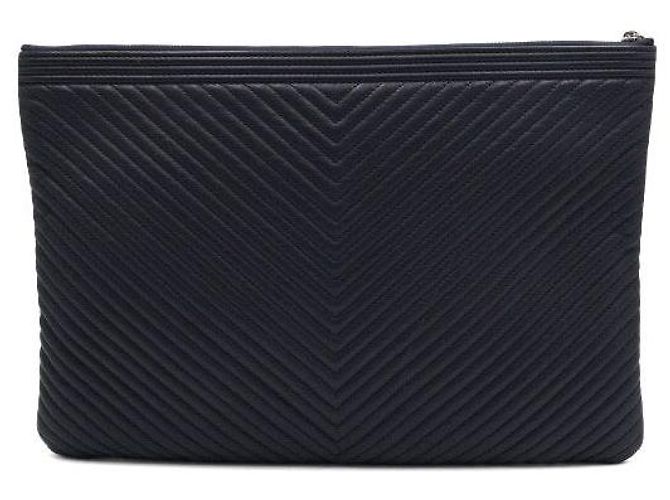 Chanel Grande Clutch in Blu Navy Scuro - vista 4
