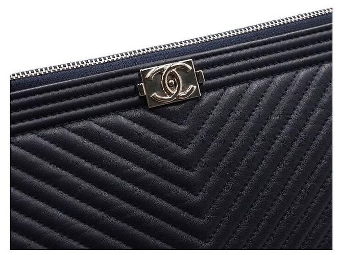 Chanel Grande Clutch in Blu Navy Scuro - vista 9