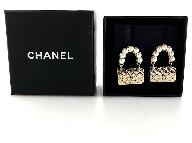 Chanel Orecchini a forma di borsa di perle - vista 4