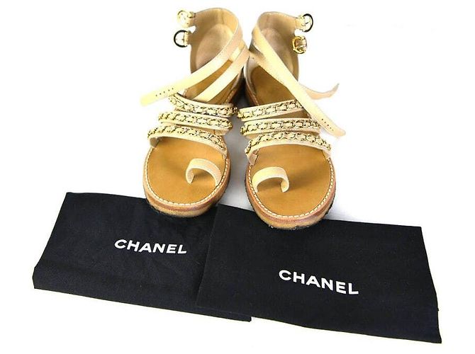 Chanel Sandali con cinturino a catena D'oro - vista 6