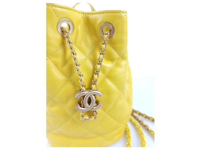 Chanel Kordelzug Eimer-Rucksack Golden - Ansicht 2