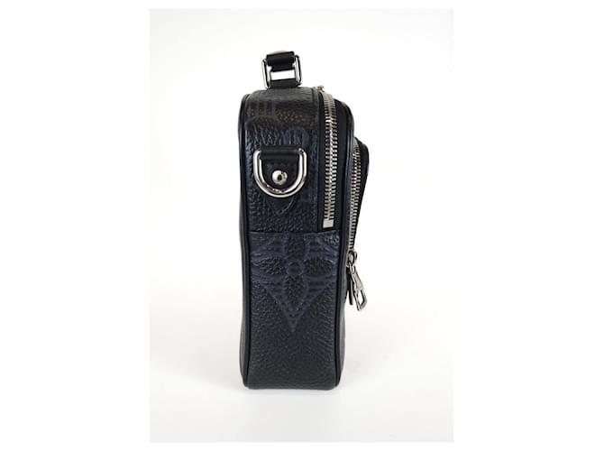 Louis Vuitton Borsa da viaggio Taurillon Shadow Monogram Nero - vista 4