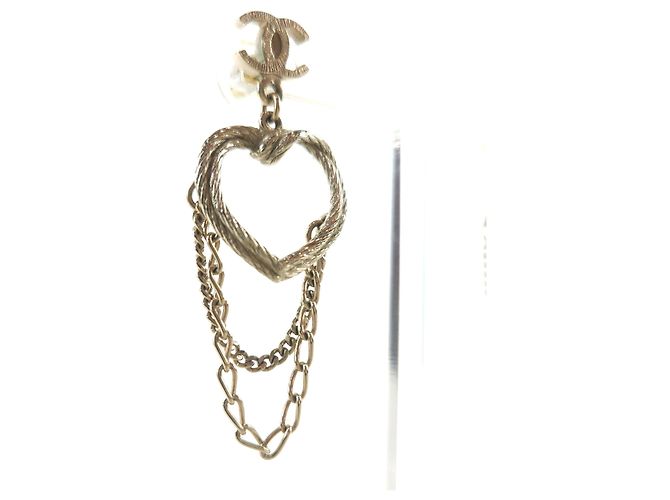 Chanel orecchino a catena a forma di cuore cc CC - vista 3