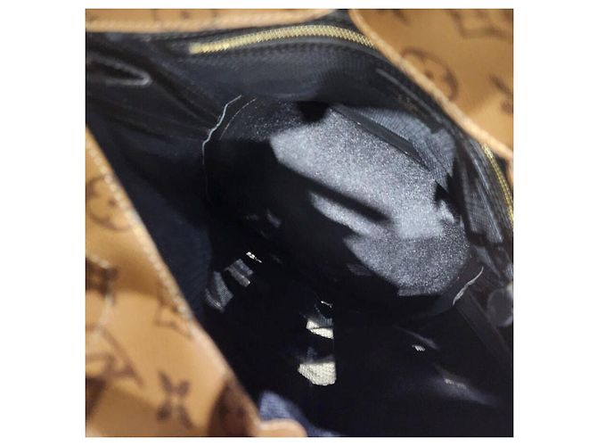 Louis Vuitton Borsa a spalla Tresor Monogramma Inverso Multicolore - vista 7