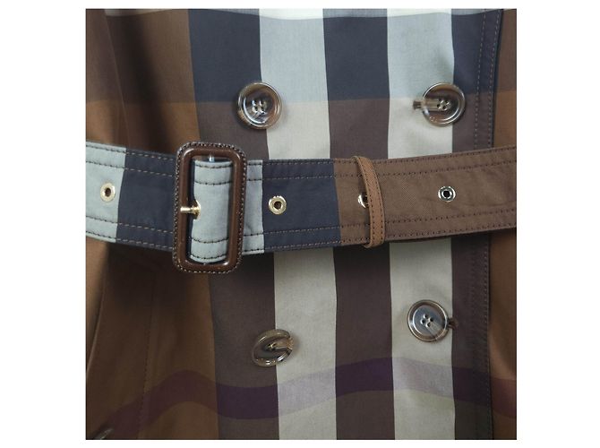 Burberry Waterloo Contrast Panel Check Trench Coat Multiple colors - view 3