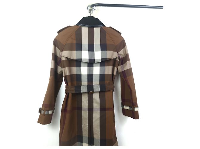 Burberry Waterloo Contrast Panel Check Trench Coat Multiple colors - view 5