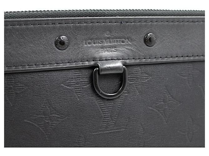 Louis Vuitton Clutch Pochette Monogram Shadow Nero - vista 4