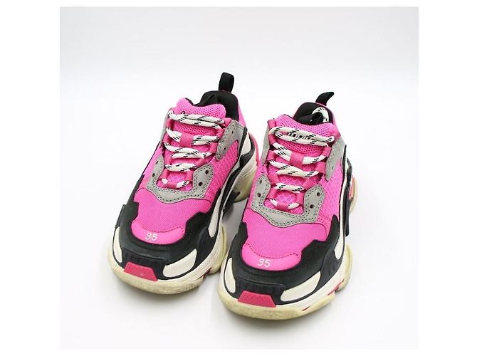 Balenciaga Sneakers Triple Trainer da Donna - vista 4