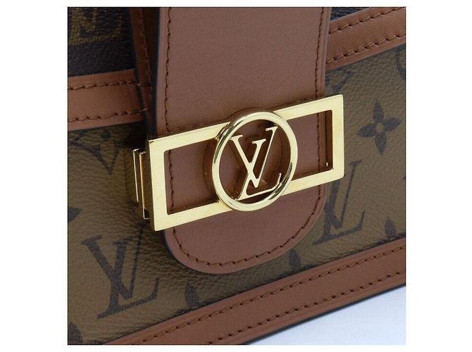 Louis Vuitton Borsa a spalla e crossbody Dolphin MM in tela monogram per donne - vista 4