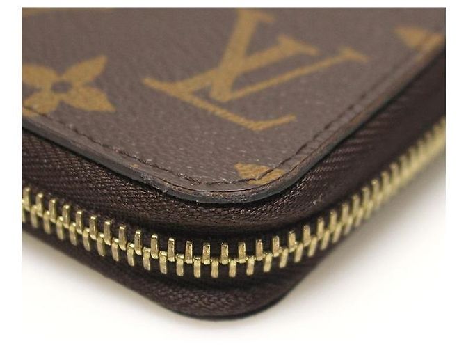 Louis Vuitton Langer Zippy Geldbeutel aus Monogramm-Canvas in Fuchsia Pink - Ansicht 7