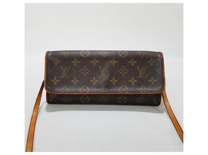 Louis Vuitton Pochette Twin GM Monogram Marrone - vista 2