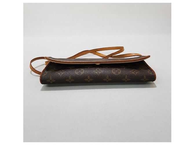 Louis Vuitton Pochette Twin GM Monogram Marrone - vista 6
