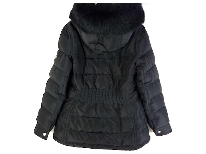 Prada Jaqueta acolchoada com capuz de pele e logo triangular em nylon Preto - vista 3