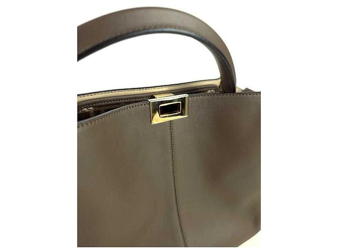 Fendi Peekaboo Light Tote Schultertasche - Ansicht 2