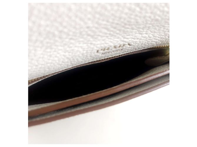 Prada Borsa a tracolla rimpicciolita in vitello daino Argento - vista 6