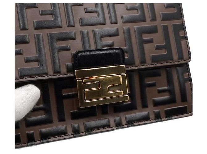 Fendi Mini borsa a flap con logo FF e catena dorata - vista 10