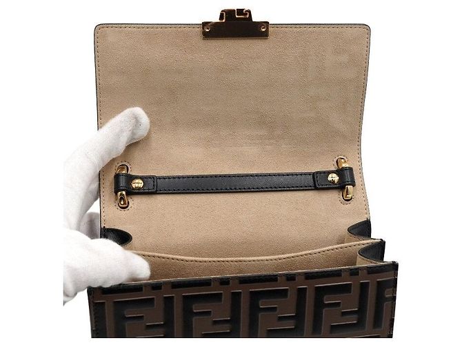 Fendi Mini borsa a flap con logo FF e catena dorata - vista 6