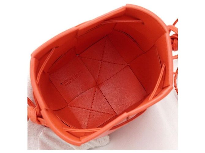 Bottega Veneta Mini borsa a secchiello rossa neon con tracolla e crossbody Rosso - vista 5