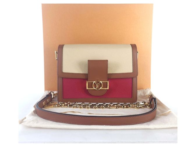 Louis Vuitton Borsa a Spalla Dauphine Rosso - vista 7