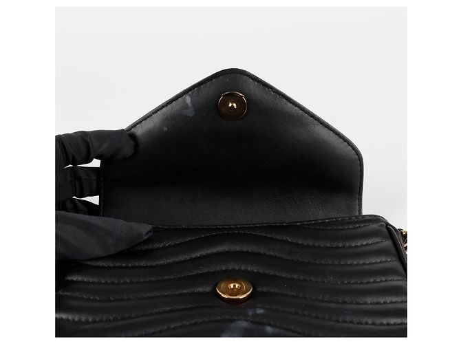 Louis Vuitton Nuova Onda Multi Pochette Spalla Crossbody Nero - vista 9
