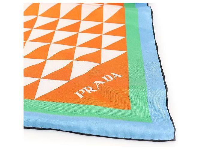 Prada Foulard quadrato in twill di seta stampato multicolore - vista 6