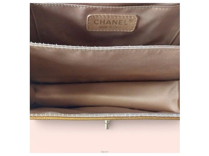 Chanel Borsa a spalla corta in vernice classica D'oro - vista 5