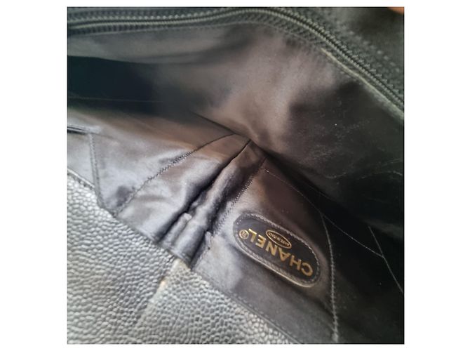 Chanel Valigetta in Caviale per Uomini e Donne (Portadocumenti Raro, Carta di Garanzia) Nero - vista 15