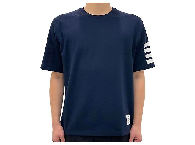 Thom Browne Navy T-Shirt mit diagonalen Streifen und seitlichem Schlitz Blau - Ansicht 13