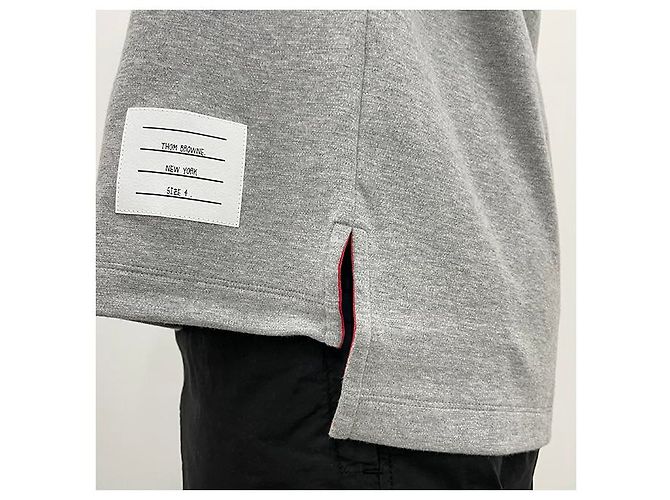 Thom Browne Kurzarm-T-Shirt mit seitlichem Schlitz Hellgrau Braun - Ansicht 19