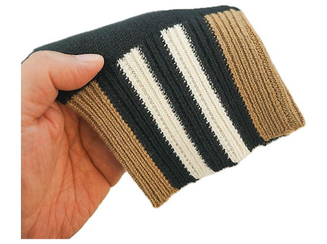 Burberry Langarm-Pullover aus Kaschmirwolle in Schwarz aus hochwertigem Material - Ansicht 14