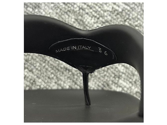 Prada Chinelo de borracha com logo triangular - vista 19