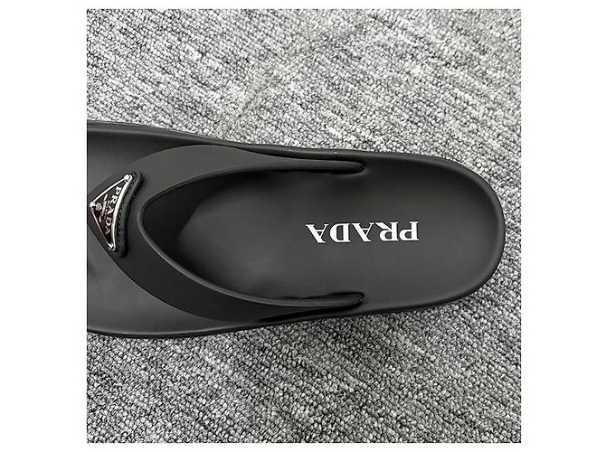 Prada Chinelo de borracha com logo triangular - vista 6