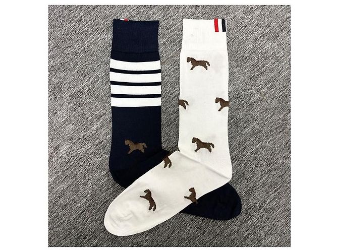 Thom Browne Calze Luna New Year Horse a Tre Strisce Blu Navy Bianco - vista 3