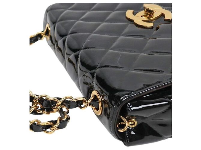 Chanel Borsa a spalla in vernice nera con trapuntatura e catena Nero - vista 8