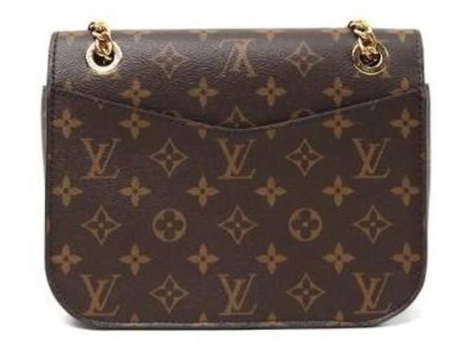 Louis Vuitton Monogram Pache Shoulder Bag Multiple colors - view 3