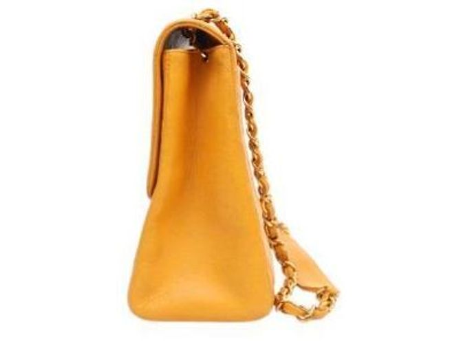 Chanel Borsa a tracolla in caviar giallo trapuntato con catena - vista 2