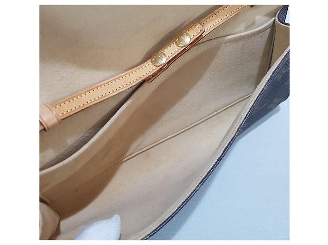 Louis Vuitton Pochette Twin GM Monogram - vista 9
