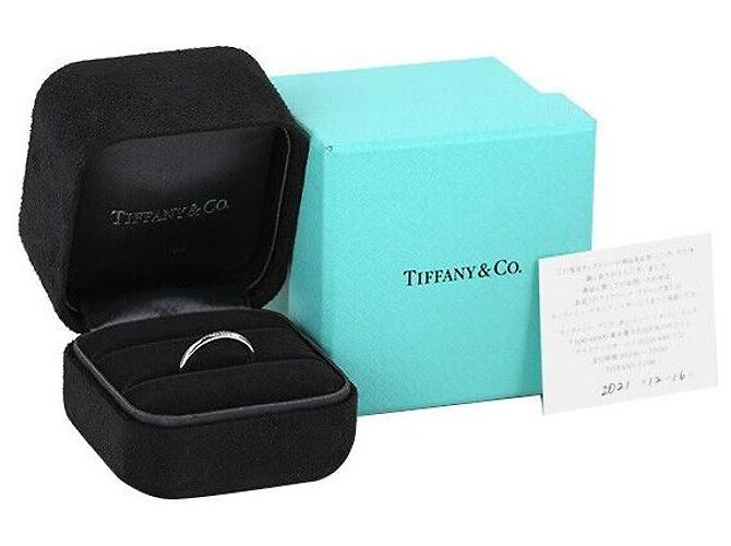 Tiffany & Co Fede nuziale classica in platino con diamante - Misura Argento - vista 6