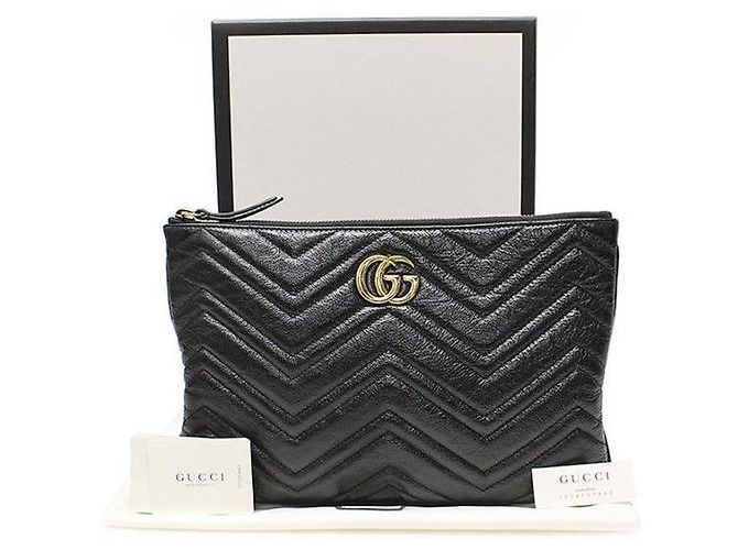 Gucci Pochette Clutch GG Marmont in Matelassé Chevron Nero - vista 3