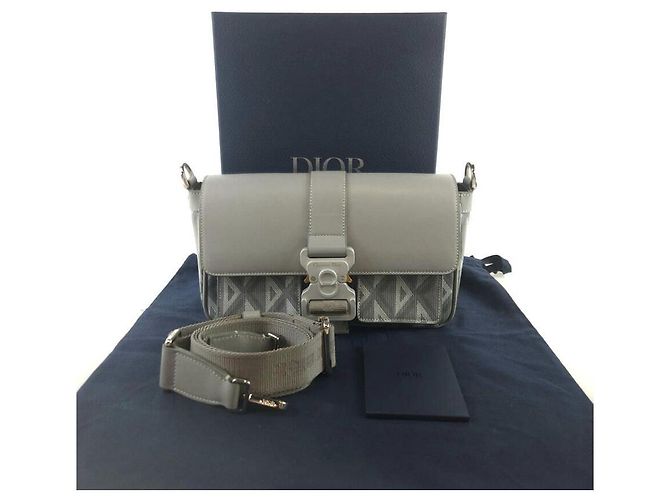 Dior Borsa a tracolla Hit the Road CD con tracolla in diamante - vista 8