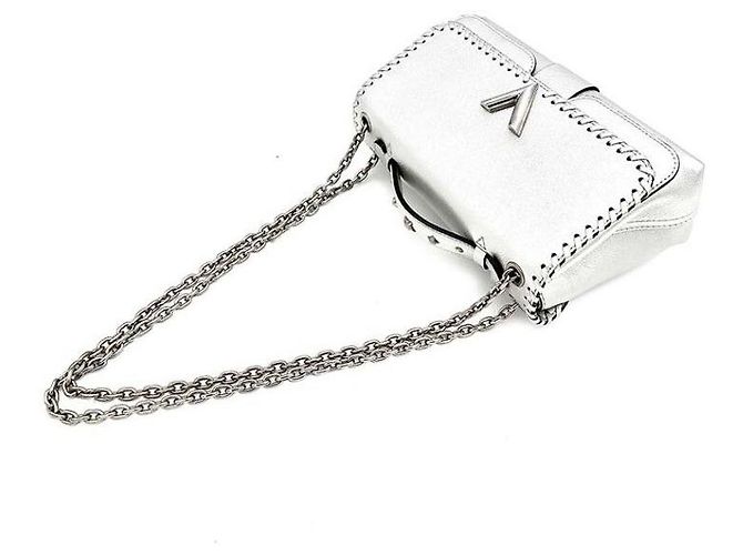 Twist Louis Vuitton Bolso de Hombro Berry Chain Plata - vista 5