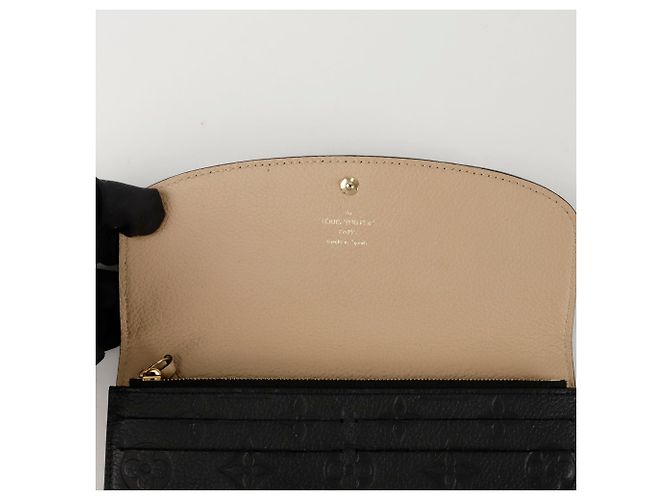 Louis Vuitton Cartera Larga Emily Negro - vista 8