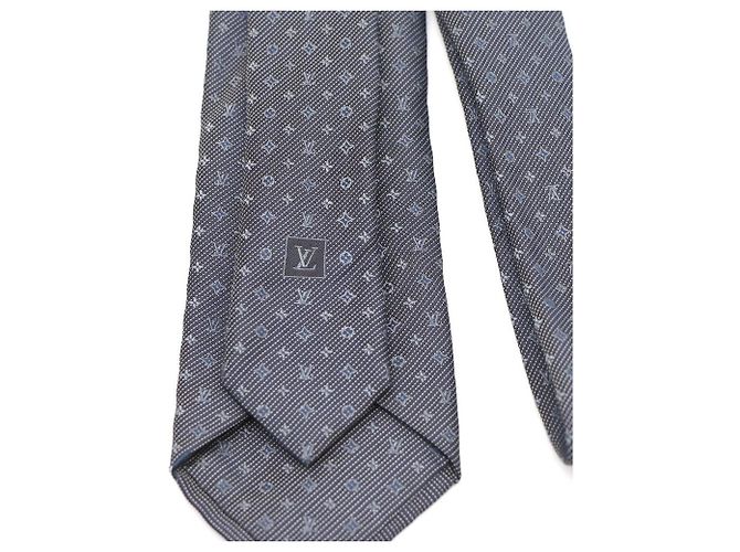 Louis Vuitton Monogram Classic Tie Men's Silk Tie Blue - view 4