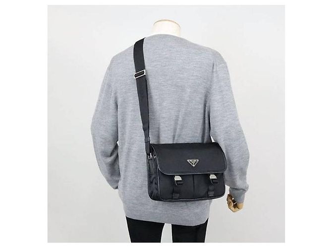 Prada Borsa a Spalla in Pelle Saffiano Re-Nylon Nero - vista 4