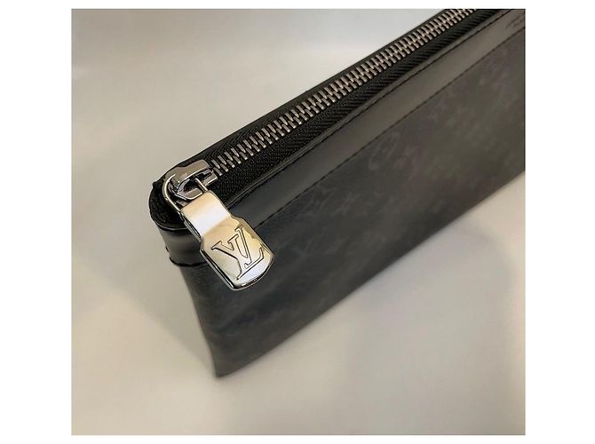 Louis Vuitton Pochette Clutch Schwarz - Ansicht 3