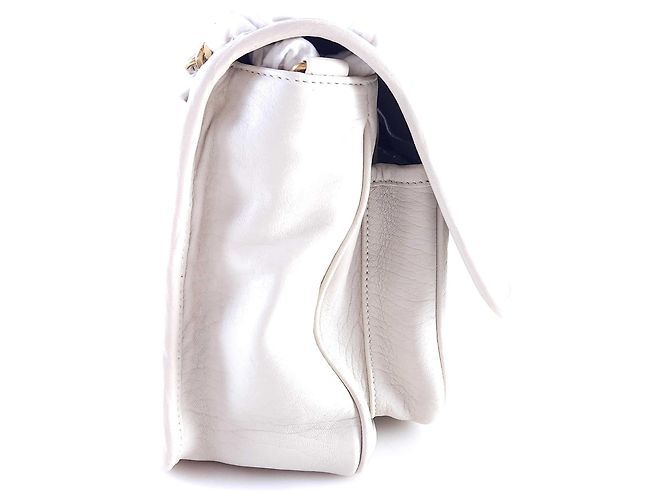 Saint Laurent Niki Schultertasche aus genarbtem Lammleder - Ansicht 2